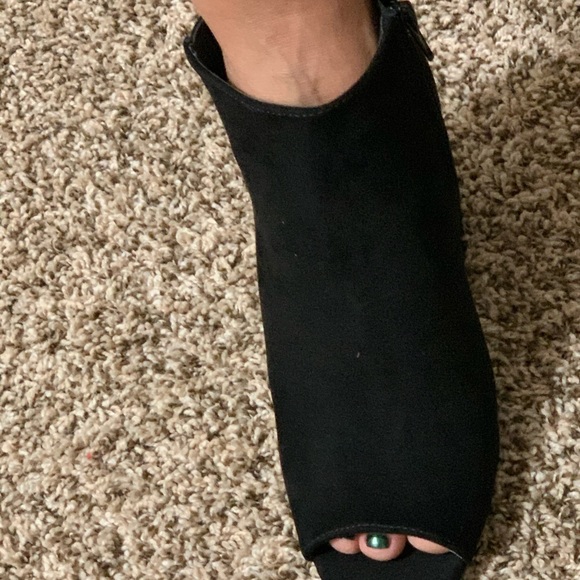 Ankle Boots - Picture 4 of 5